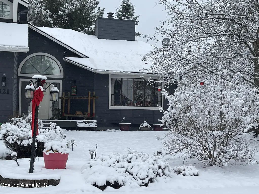 121 S Linden Street Post Falls ID 83854