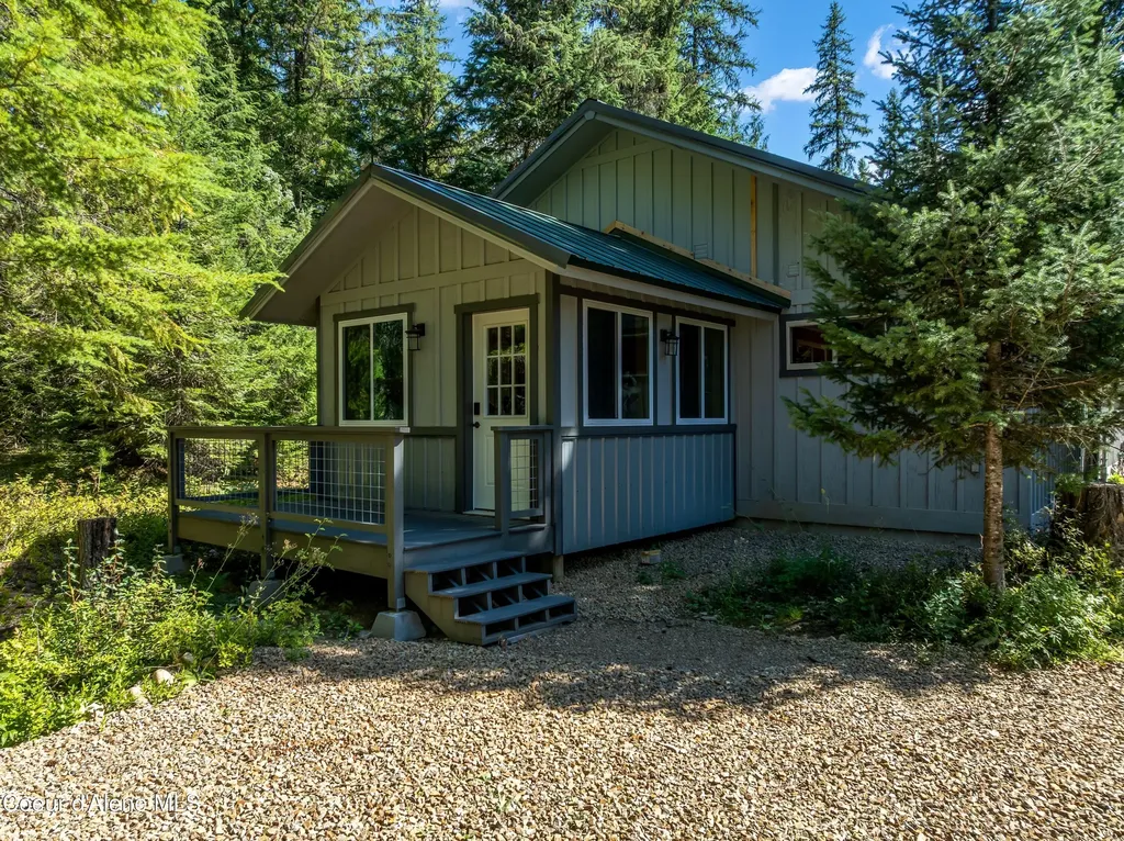 2158 Reeder Creek Road Nordman ID 83848
