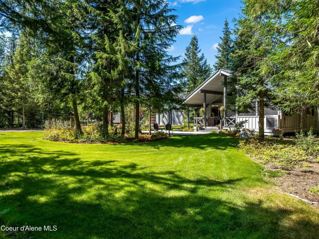 2158 Reeder Creek Road Nordman ID 83848