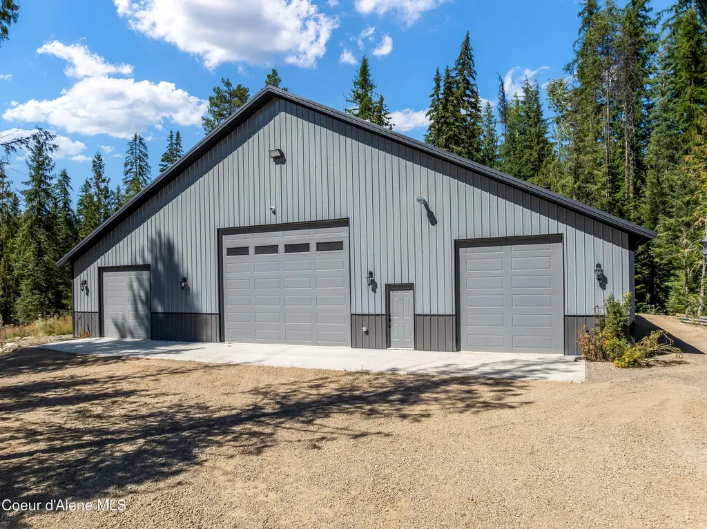 2158 Reeder Creek Road Nordman ID 83848