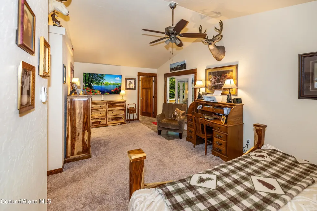 2158 Reeder Creek Road Nordman ID 83848