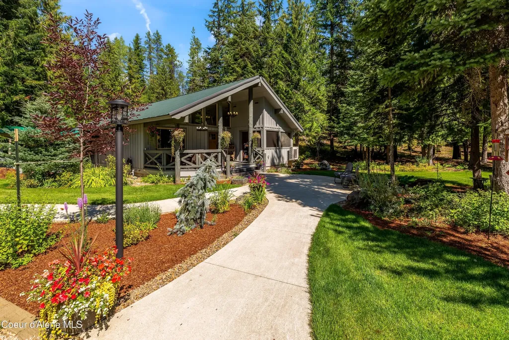 2158 Reeder Creek Road Nordman ID 83848