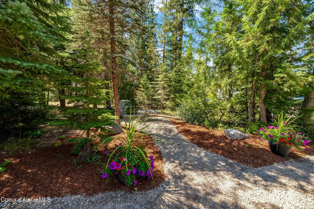 2158 Reeder Creek Road Nordman ID 83848