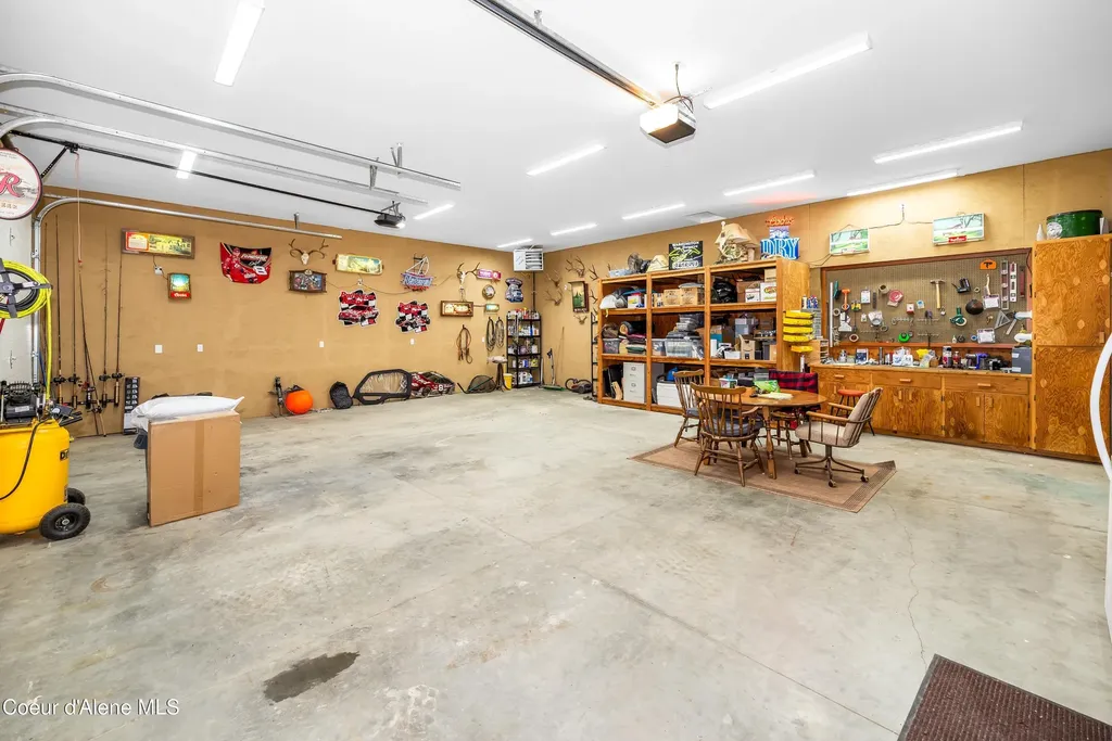 2158 Reeder Creek Road Nordman ID 83848