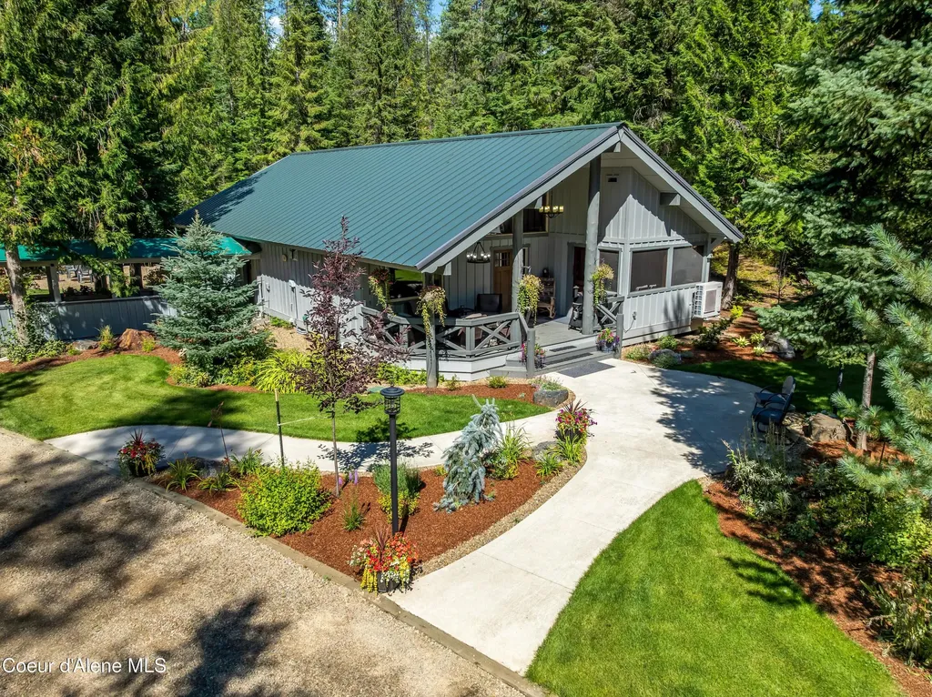 2158 Reeder Creek Road Nordman ID 83848