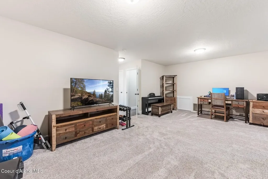 420 S Glenwood Drive Post Falls ID 83854