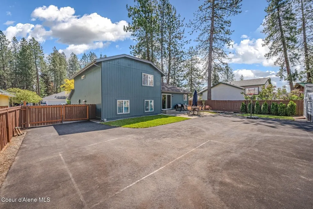 420 S Glenwood Drive Post Falls ID 83854