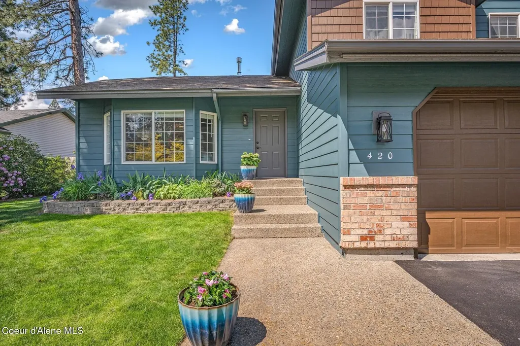 420 S Glenwood Drive Post Falls ID 83854
