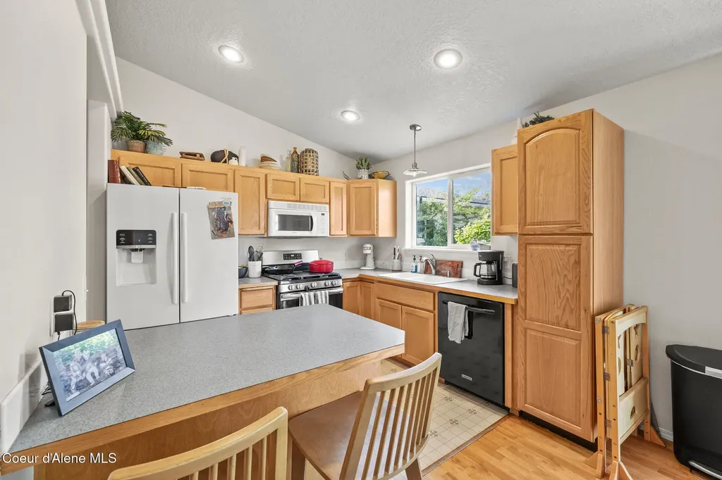 2459 W Warwick Court Hayden ID 83835
