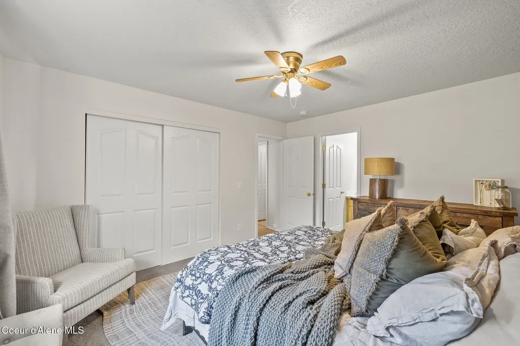 2459 W Warwick Court Hayden ID 83835