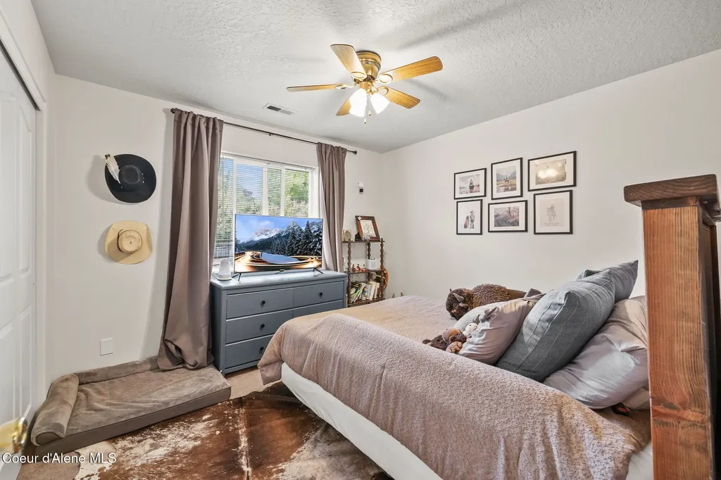 2459 W Warwick Court Hayden ID 83835