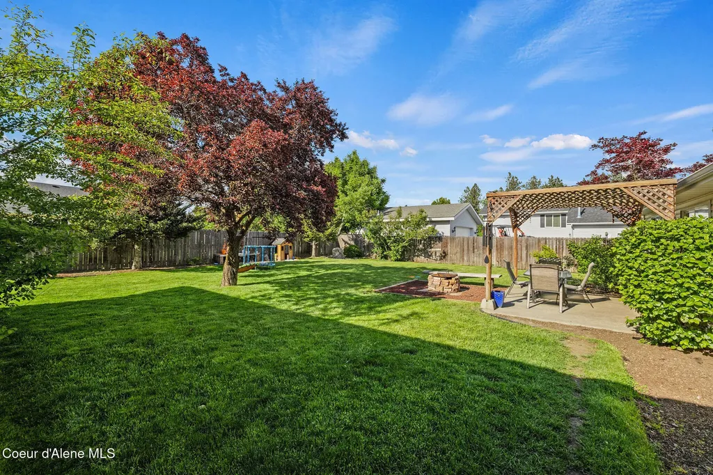 2459 W Warwick Court Hayden ID 83835