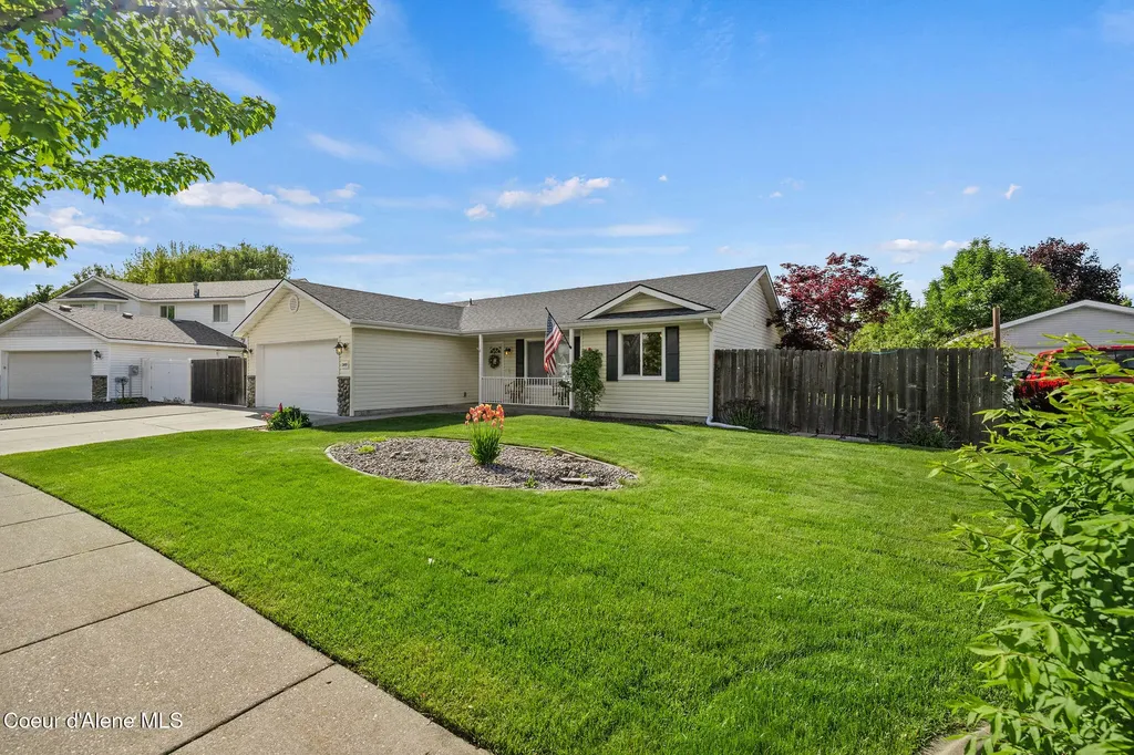 2459 W Warwick Court Hayden ID 83835