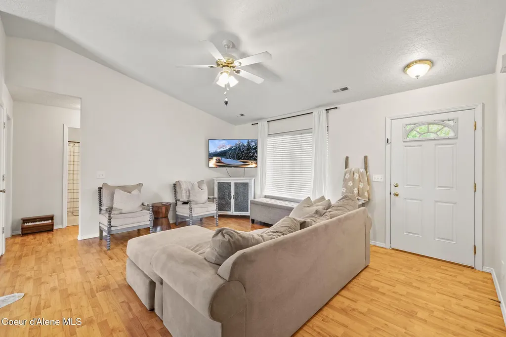 2459 W Warwick Court Hayden ID 83835
