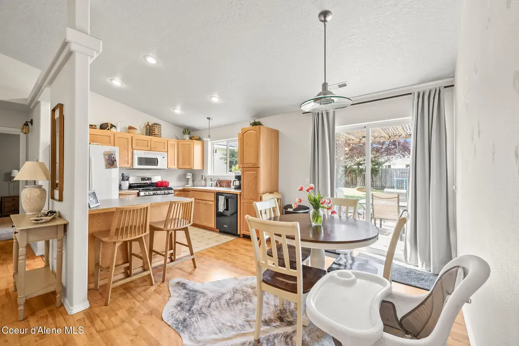 2459 W Warwick Court Hayden ID 83835