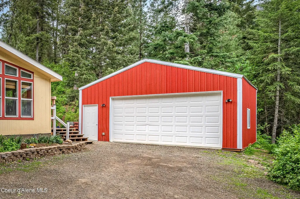 18924 S Black Rock Road Cataldo ID 83810