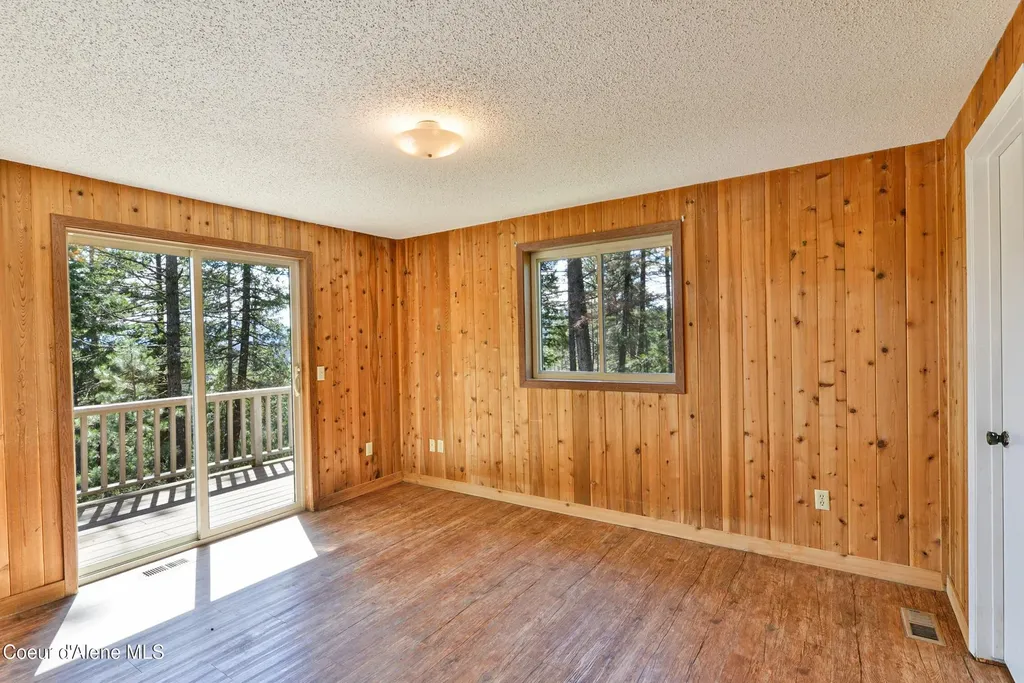 18756 W Rebel Road Hauser ID 83854