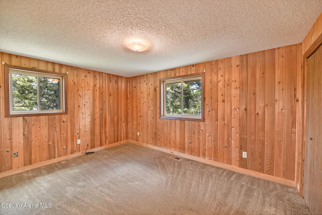 18756 W Rebel Road Hauser ID 83854