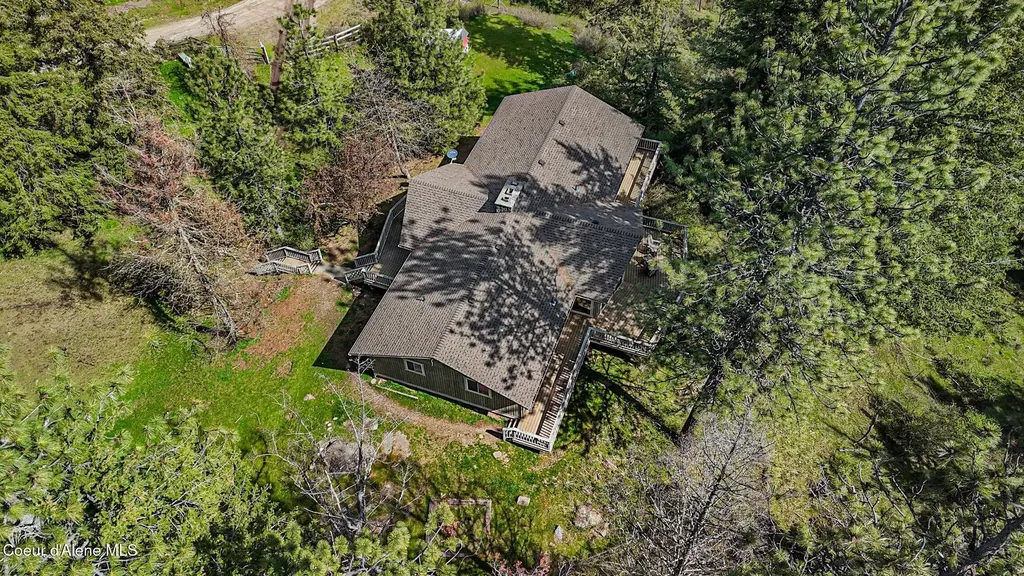 18756 W Rebel Road Hauser ID 83854