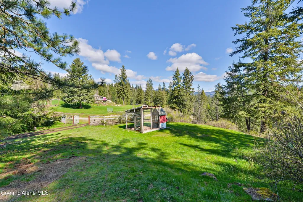 18756 W Rebel Road Hauser ID 83854