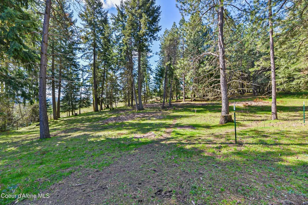18756 W Rebel Road Hauser ID 83854