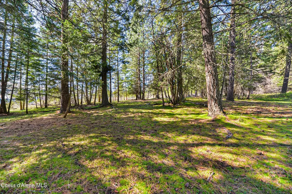 18756 W Rebel Road Hauser ID 83854
