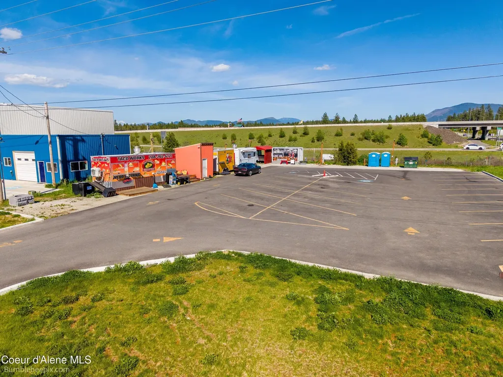 30440 N Old Highway 95 Athol ID 83801