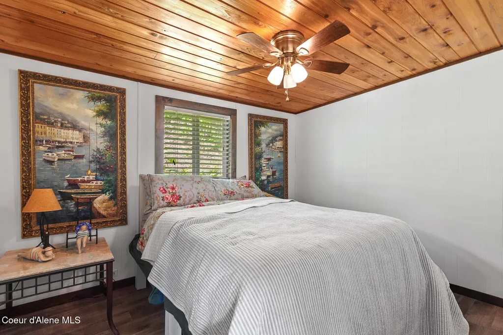 1699 E Thimbleberry Lane Harrison ID 83833