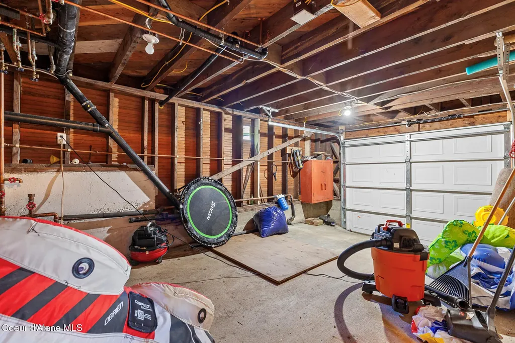 1699 E Thimbleberry Lane Harrison ID 83833
