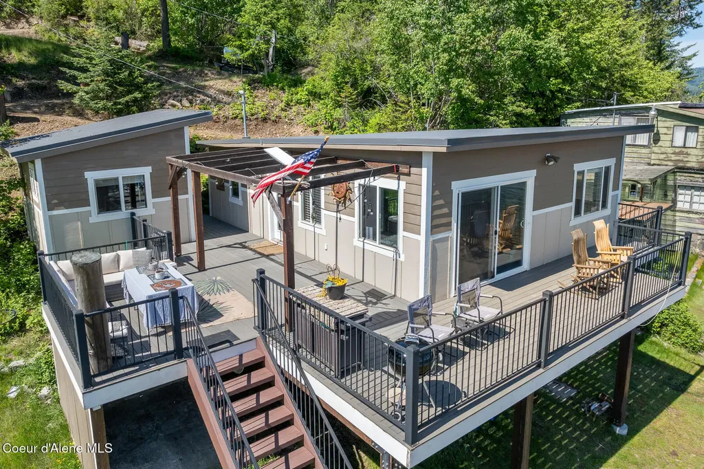 1699 E Thimbleberry Lane Harrison ID 83833