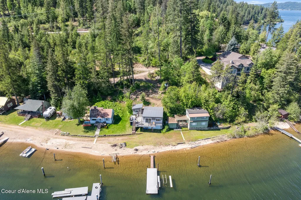 1699 E Thimbleberry Lane Harrison ID 83833
