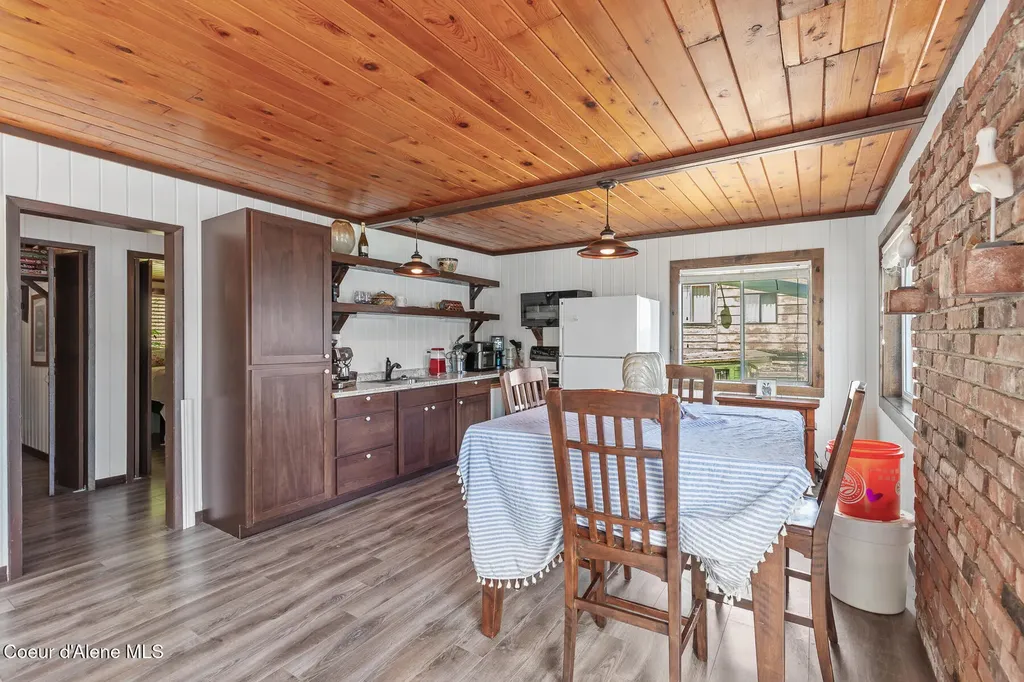 1699 E Thimbleberry Lane Harrison ID 83833