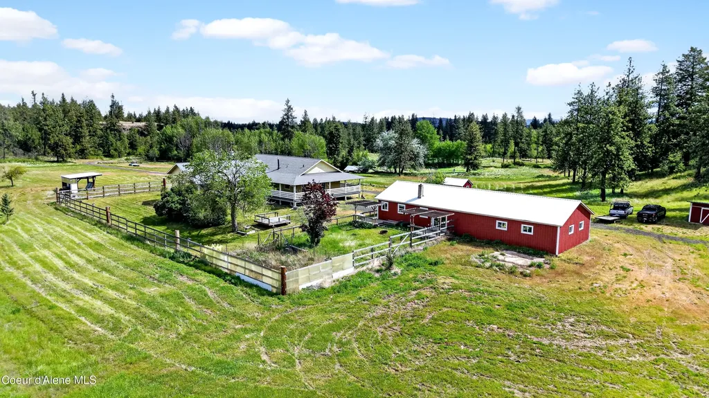 14829 W Burnett Road Nine Mile WA 99026