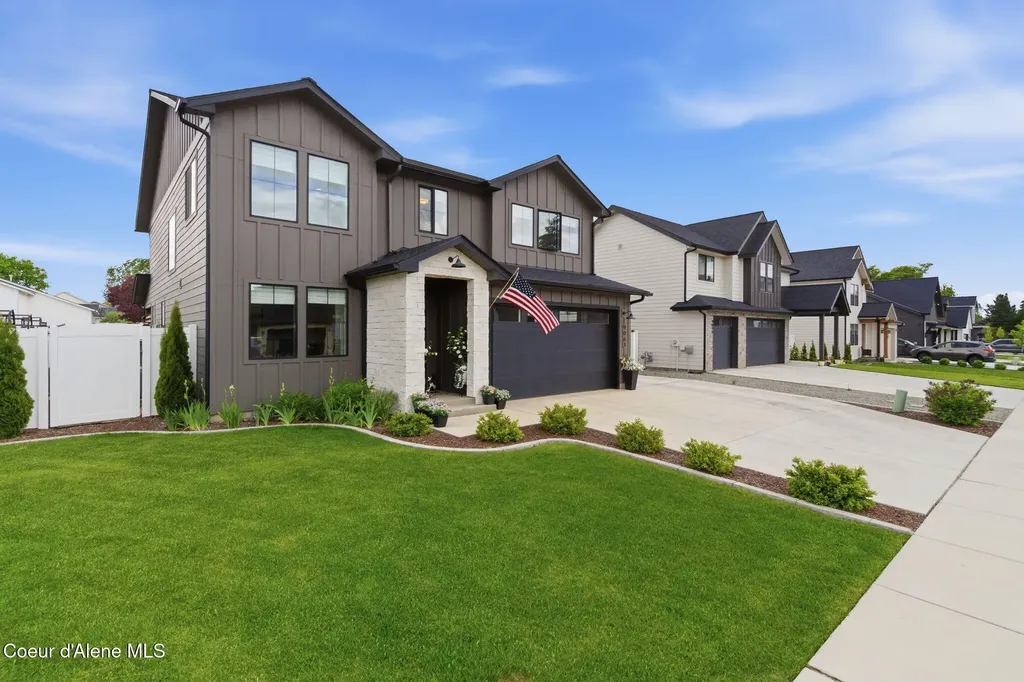 9061 N Raintree Lane Hayden ID 83835