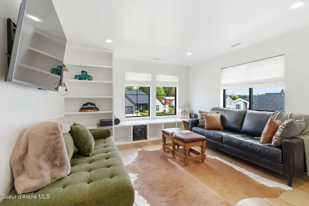9061 N Raintree Lane Hayden ID 83835