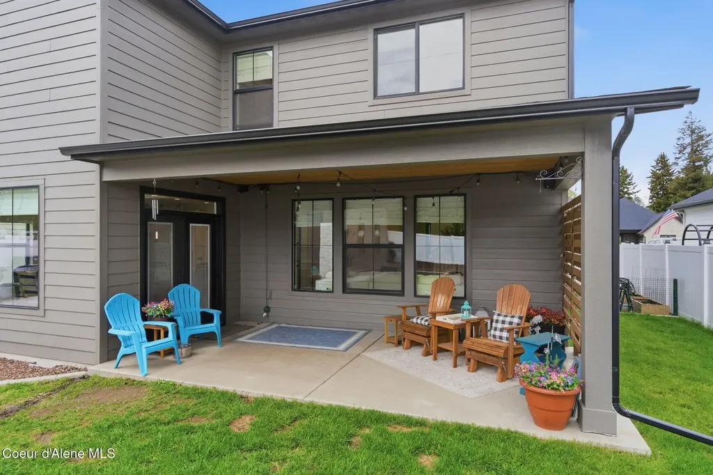 9061 N Raintree Lane Hayden ID 83835