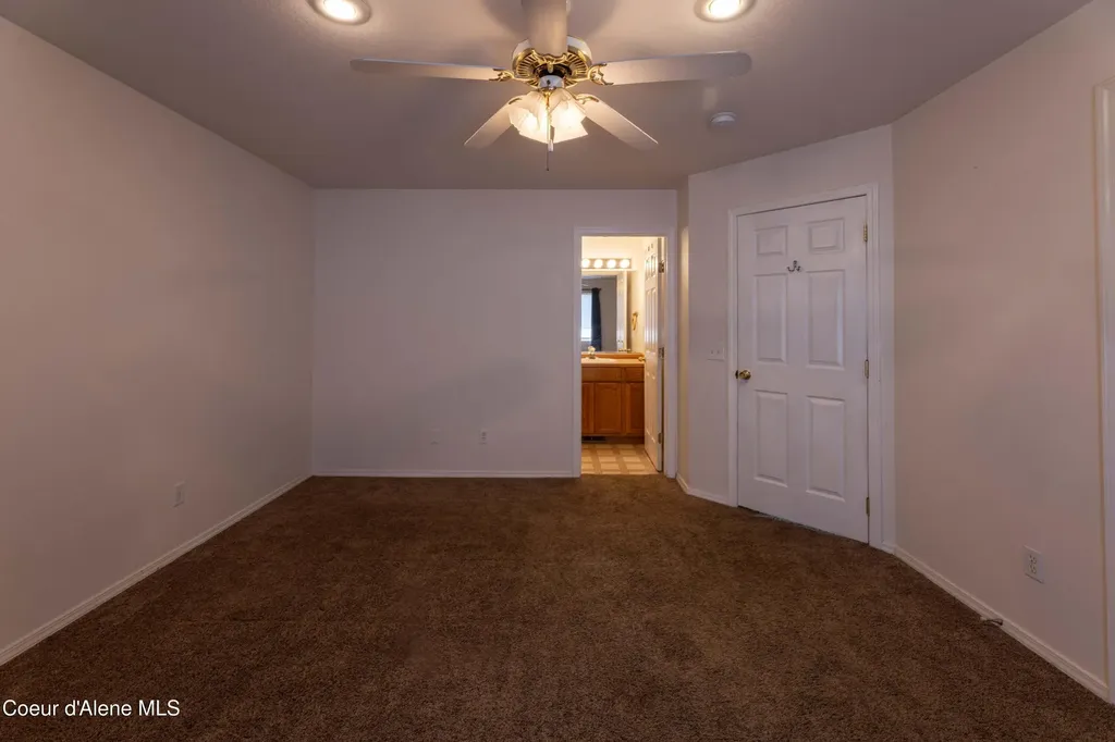 418 N Division Avenue Sandpoint ID 83864
