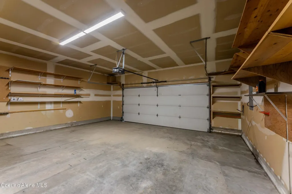 418 N Division Avenue Sandpoint ID 83864