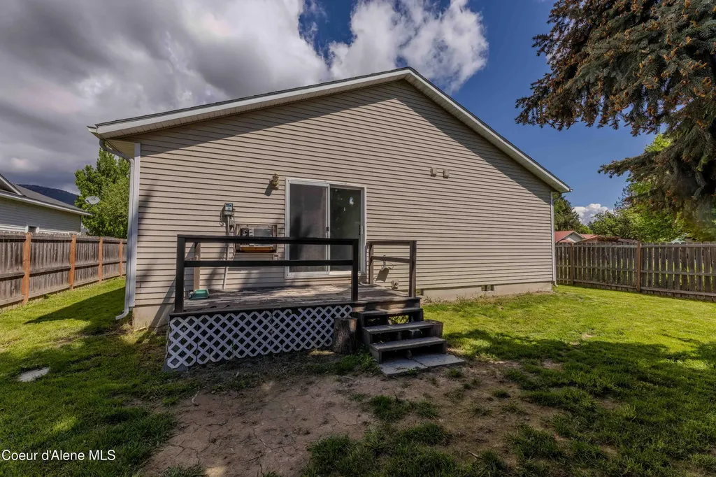 418 N Division Avenue Sandpoint ID 83864