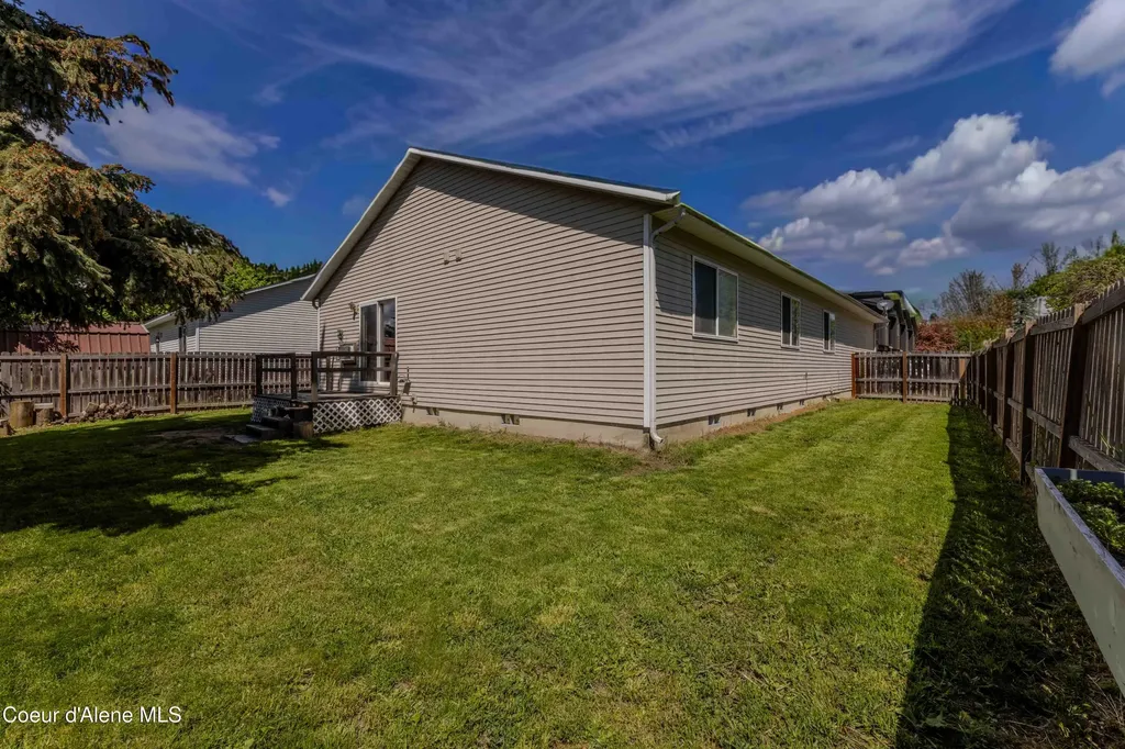 418 N Division Avenue Sandpoint ID 83864