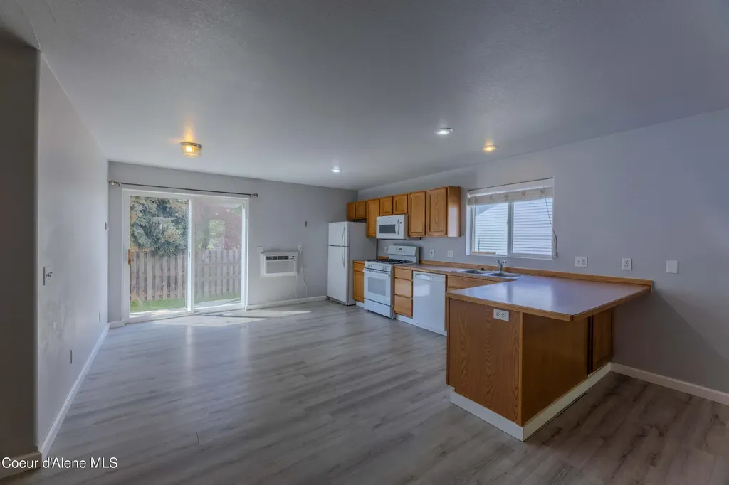418 N Division Avenue Sandpoint ID 83864