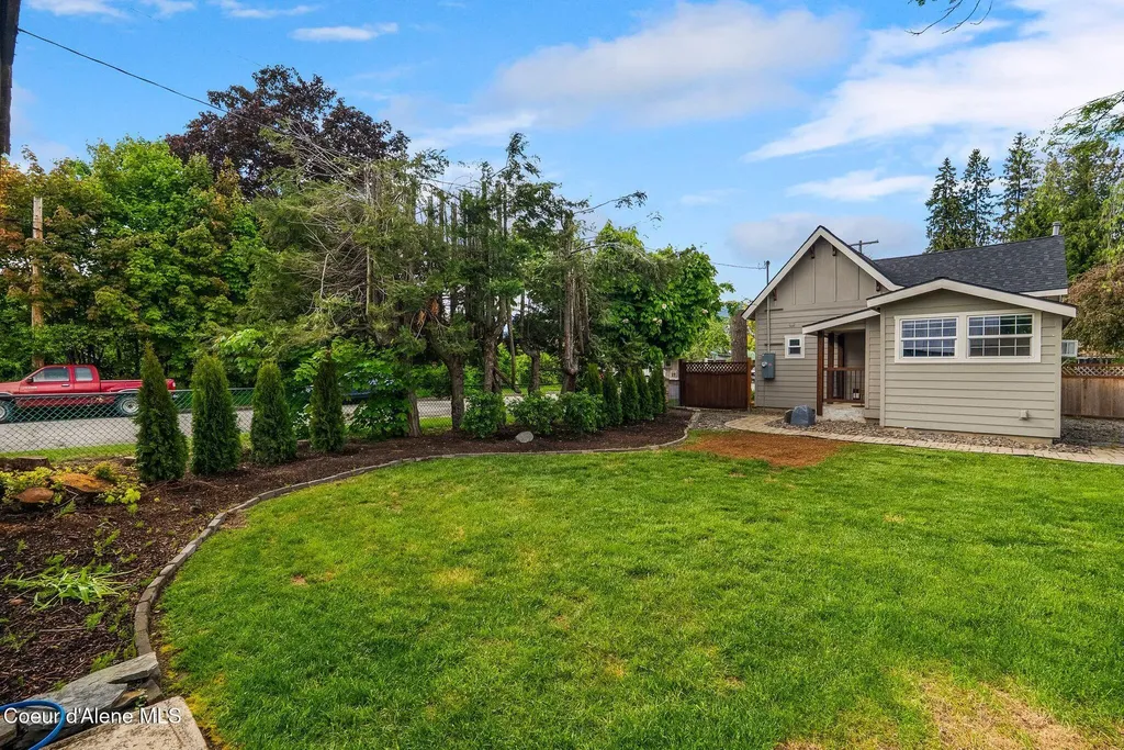 821 Poplar Street Sandpoint ID 83864