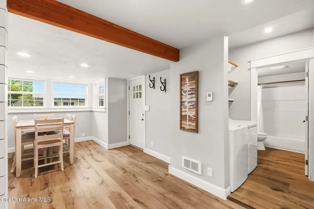 821 Poplar Street Sandpoint ID 83864