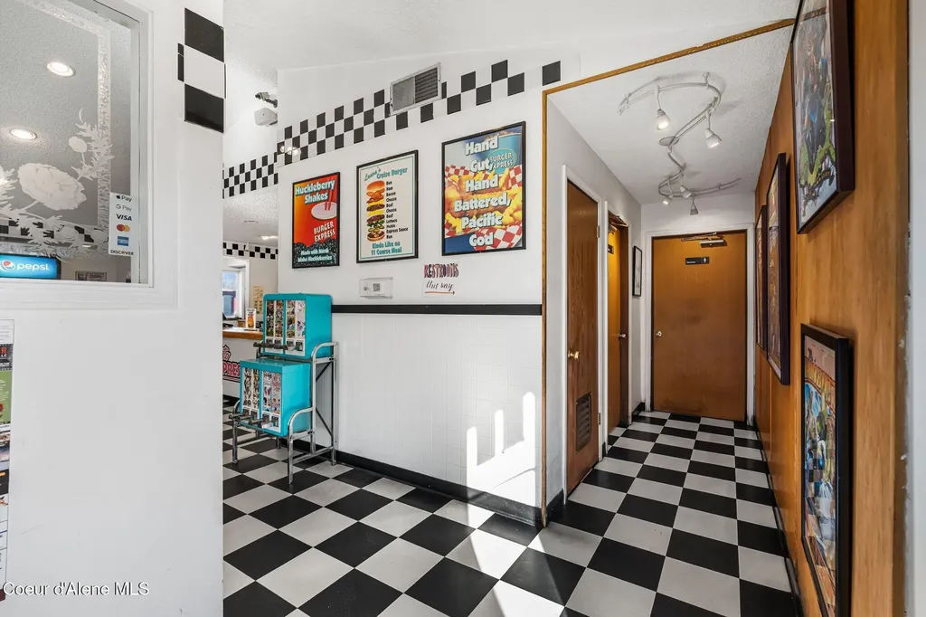 6708 Main Street Bonners Ferry ID 83805