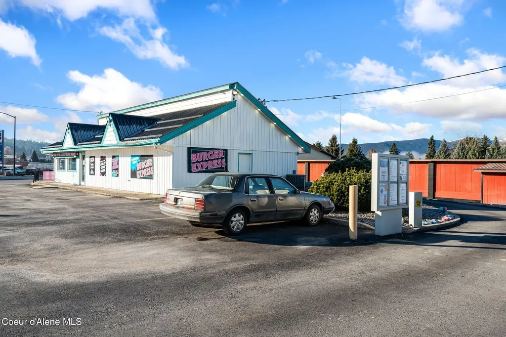 6708 Main Street Bonners Ferry ID 83805