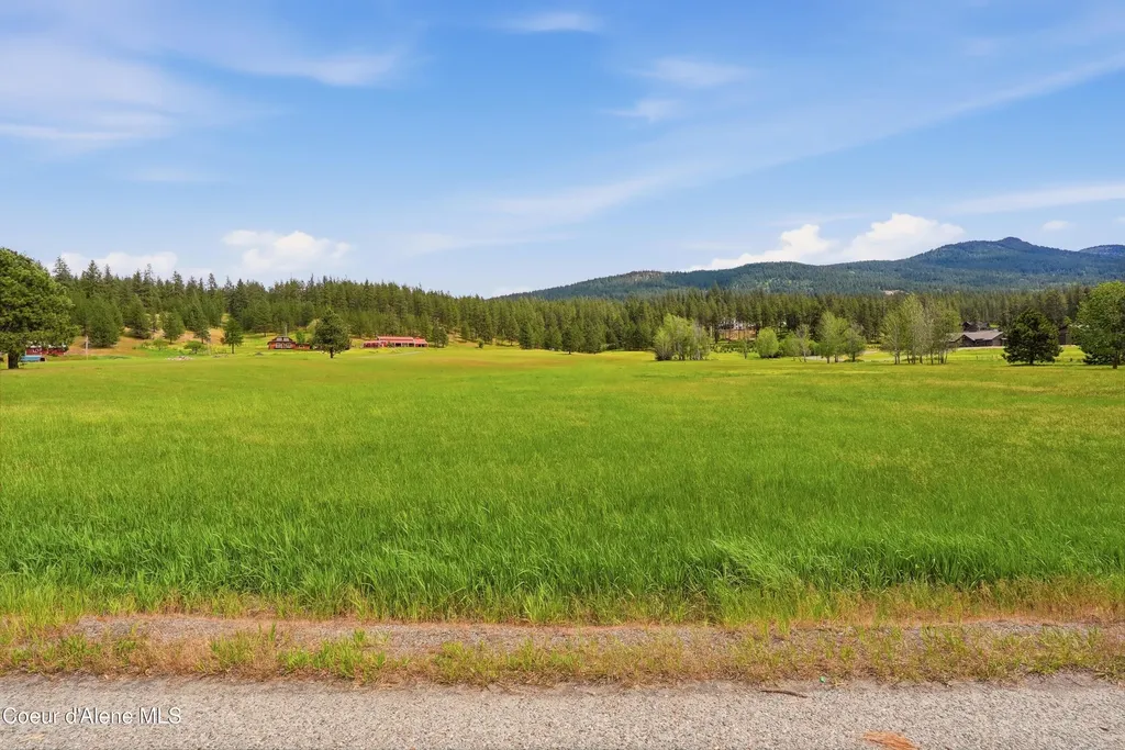 Nka W Quail Lane Post Falls ID 83854