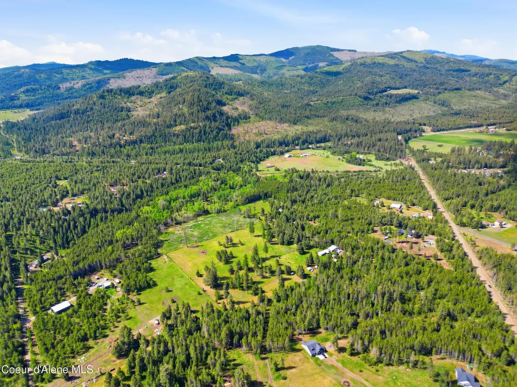 804 Clagstone Road Blanchard ID 83804