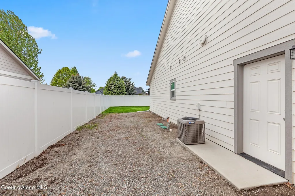 3393 N Coleman Street Post Falls ID 83854