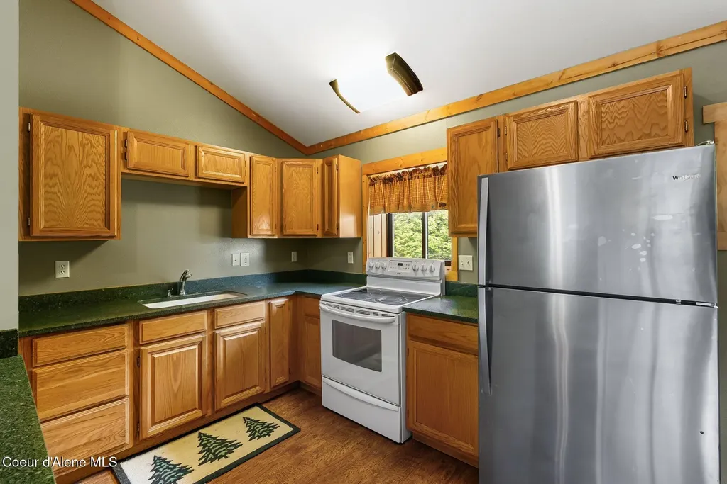 20 Larsen Ranch Lane Sandpoint ID 83864