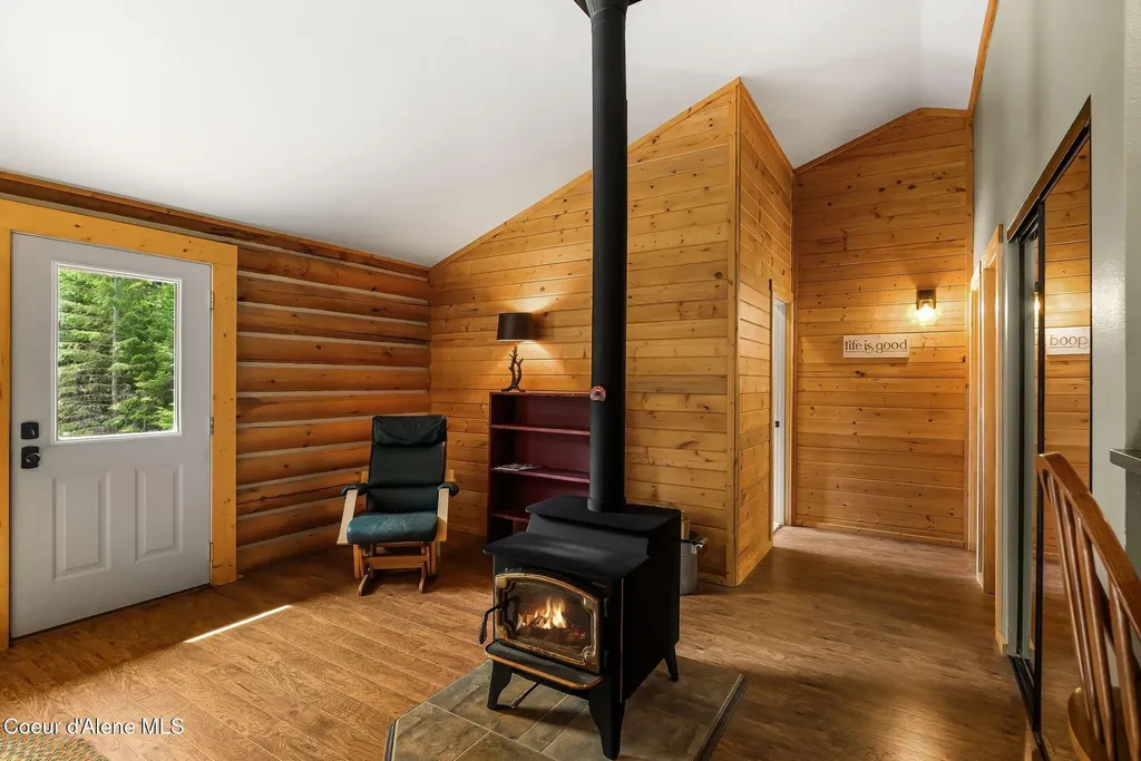 20 Larsen Ranch Lane Sandpoint ID 83864